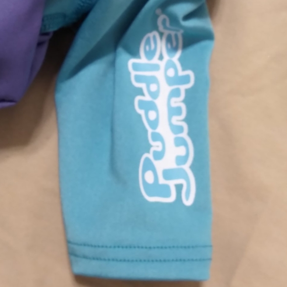 Life jacket - Picture 4 of 8